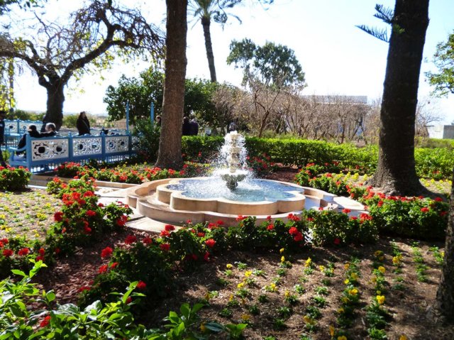 p1010151_fountain.jpg